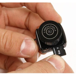 Micro camera ascunsa HD cu DVR si webcam
