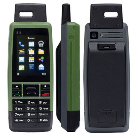 Telefon cu 3 SIM-uri , lanterna si baterie 4200mAh