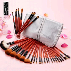 Set Profesional cu 31 de Pensule pentru Machiaj